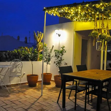 Cabreira Suites | Historical Centre *